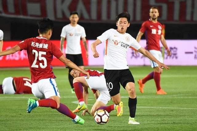  法甲保级大战混沌，五支球队深陷泥潭混战  