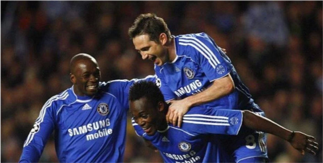  佛罗伦萨中场拦截能力突出切断对手进攻线路